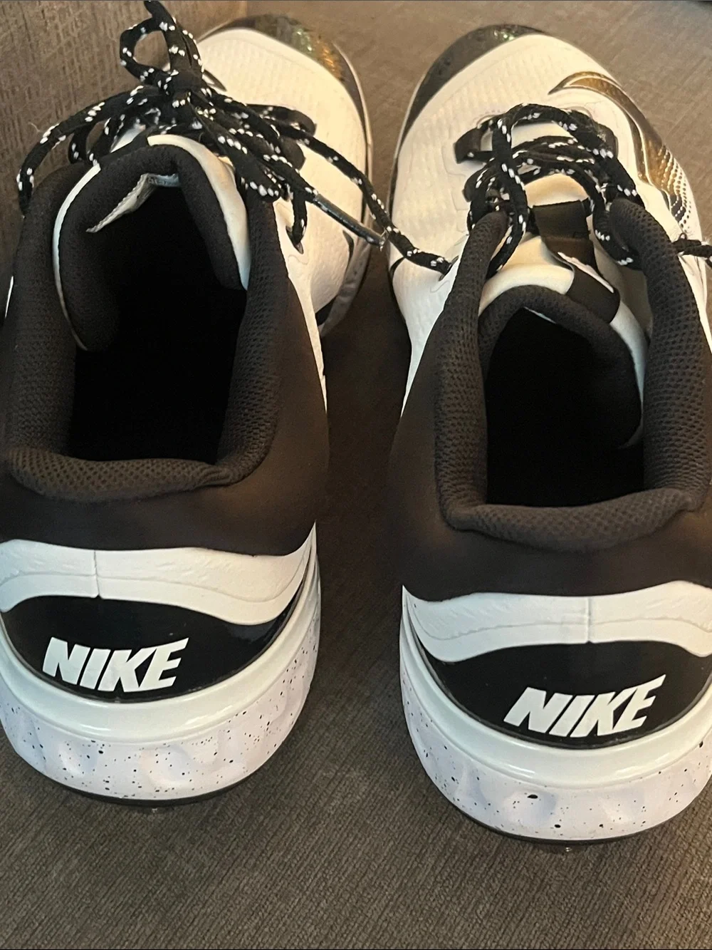 Nike Alpha Huarache Elite 4 Low baseball cleats white black Men’s Size 14 NEW